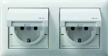 Gira 115803 SCHUKO-Steckdose mit Klappdeckel 2-fach